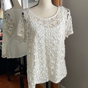 INC‎ WHITE DETAILED SHORT SLEEVE TOP